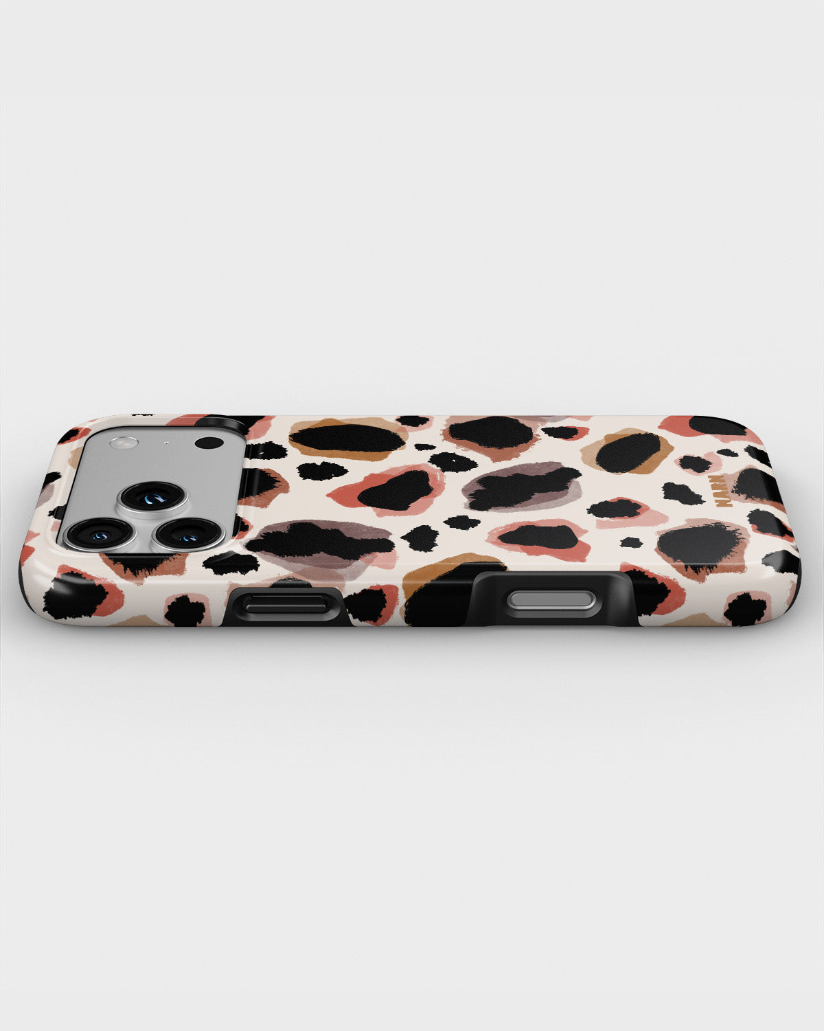 iPhone 17 Pro Tough Case – Artsy Leopard - View 3