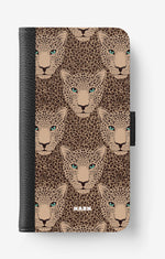 Samsung Galaxy S21 Ultra Wallet Case - Leopard Gaze - View 1