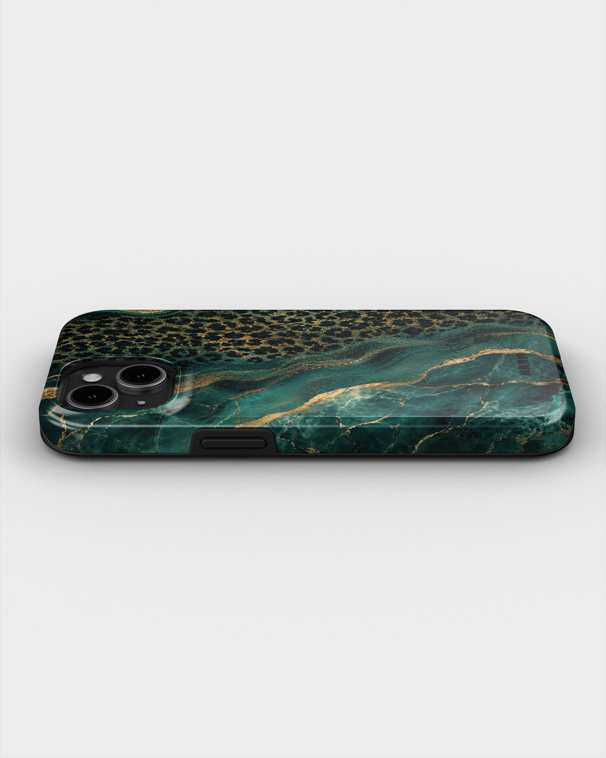 iPhone 15 Tough Case – Velora - View 3