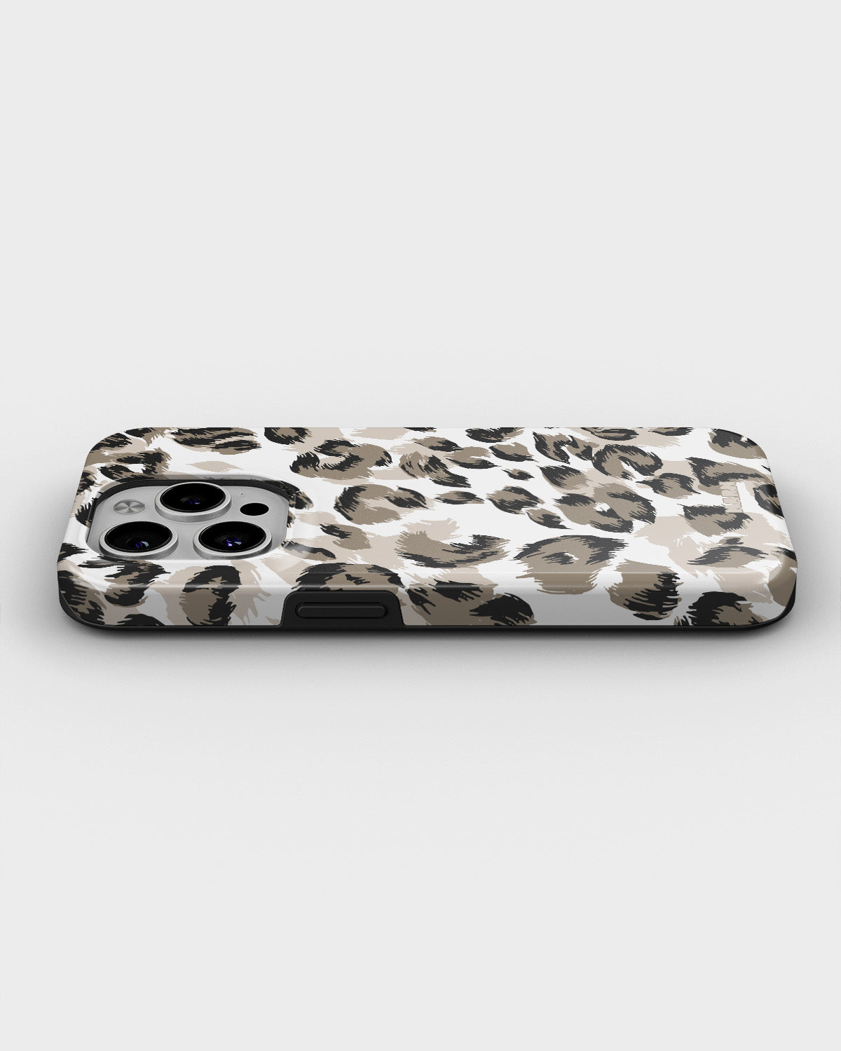 iPhone 15 Pro Tough Case – Snow Leopard - View 3