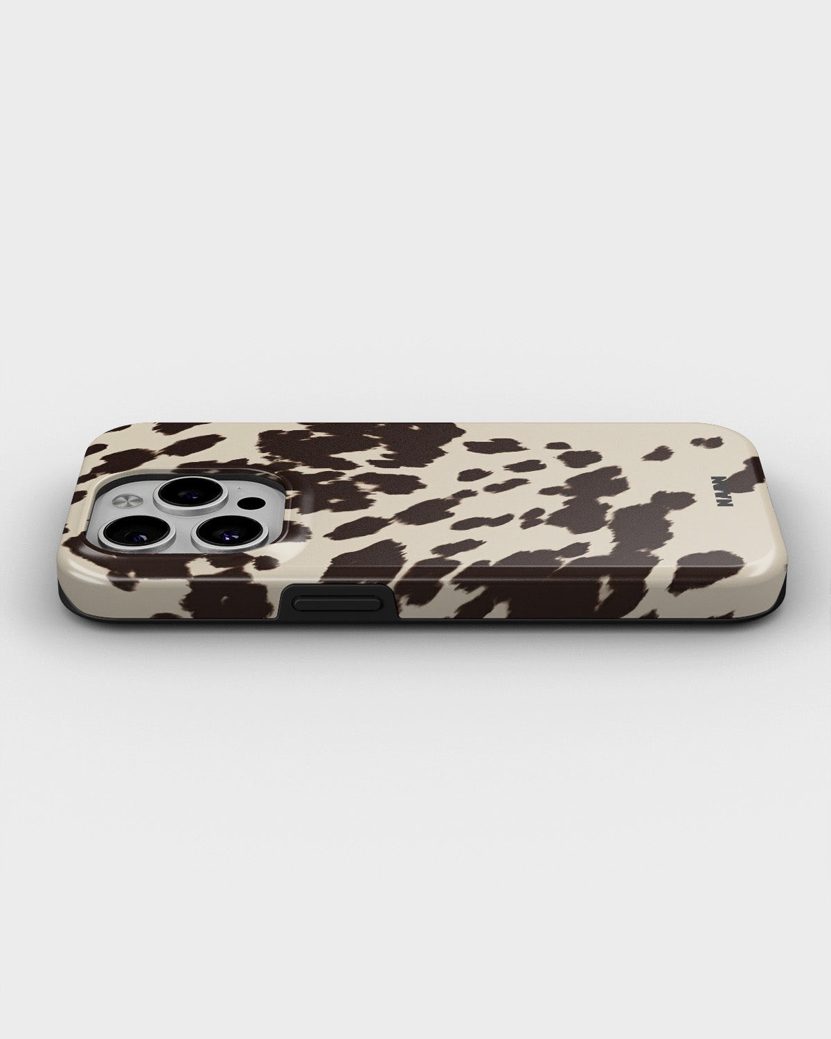 iPhone 15 Pro Tough Case – Cowhide - View 3