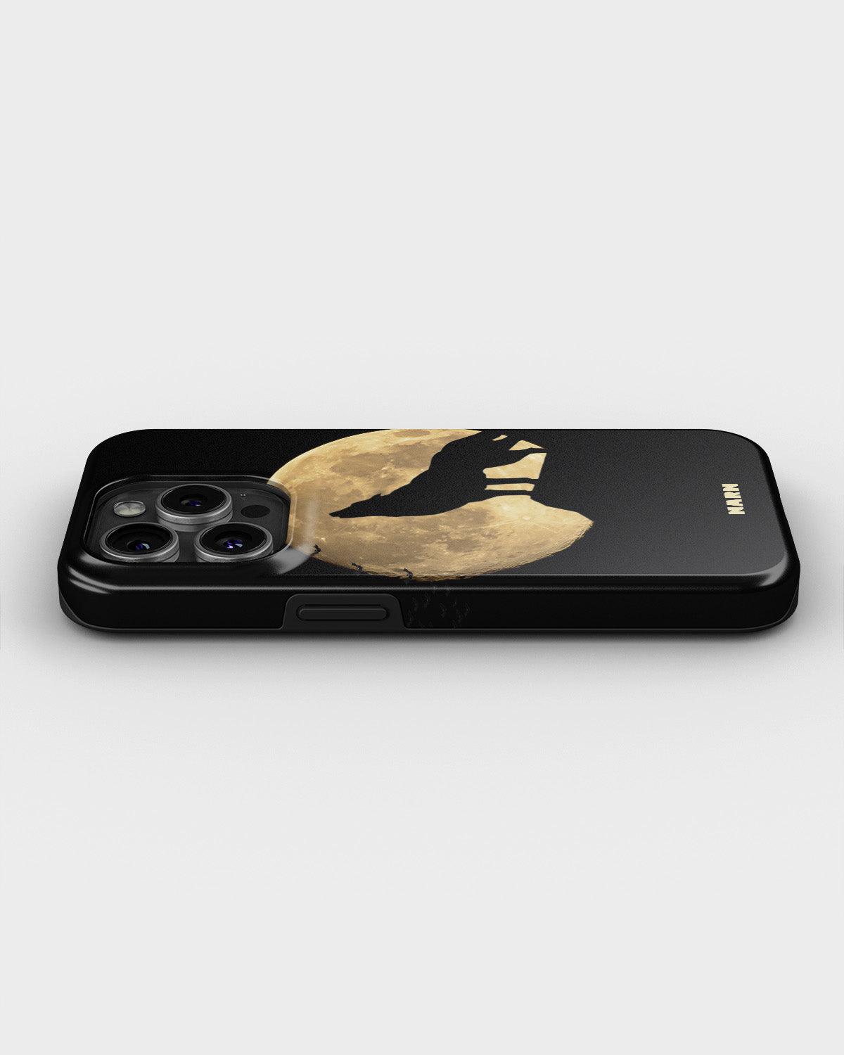 iPhone 14 Pro Tough Case – Wolf - View 3