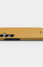 Samsung Galaxy S24 5G Tough Case – Yellow Snake - View 3