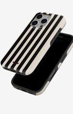 iPhone 16 Pro Max Tough Case – Classique - View 4