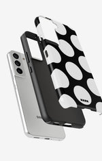 Samsung Galaxy S21 FE Tough Case – Bold Dots - View 2