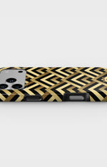 iPhone 18 Pro Max Tough Case – Goldline - View 3