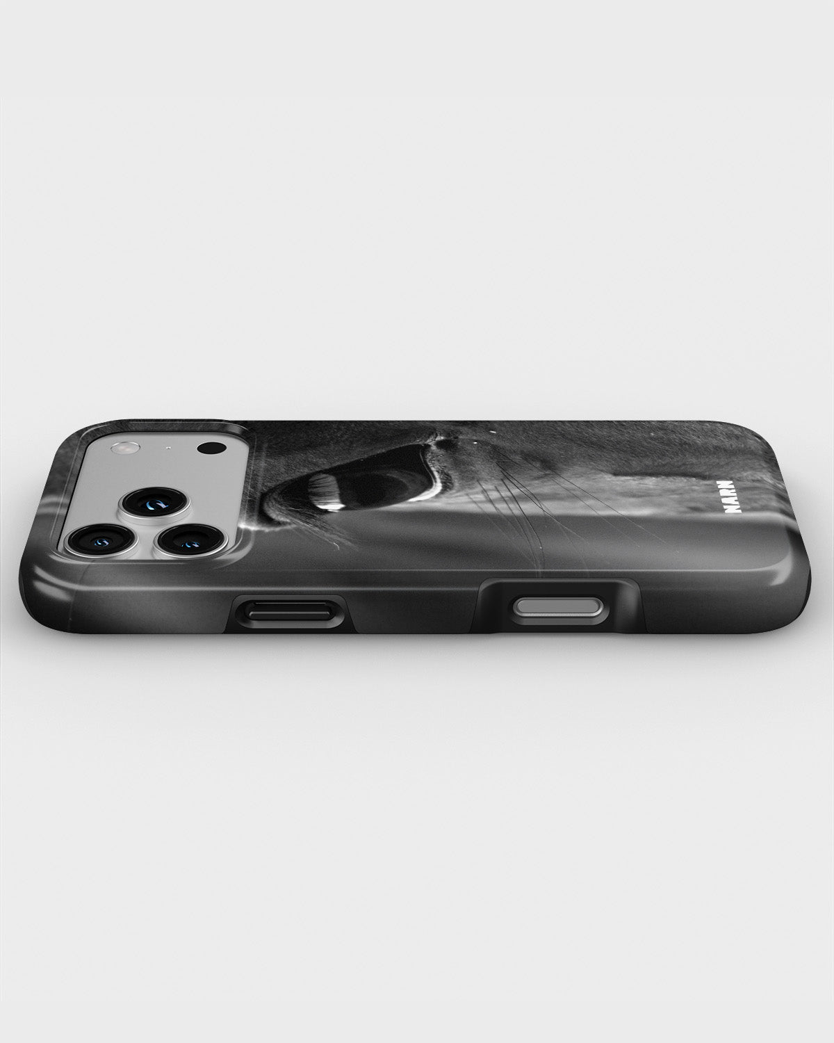 iPhone 18 Pro Tough Case – Horse Soul - View 3