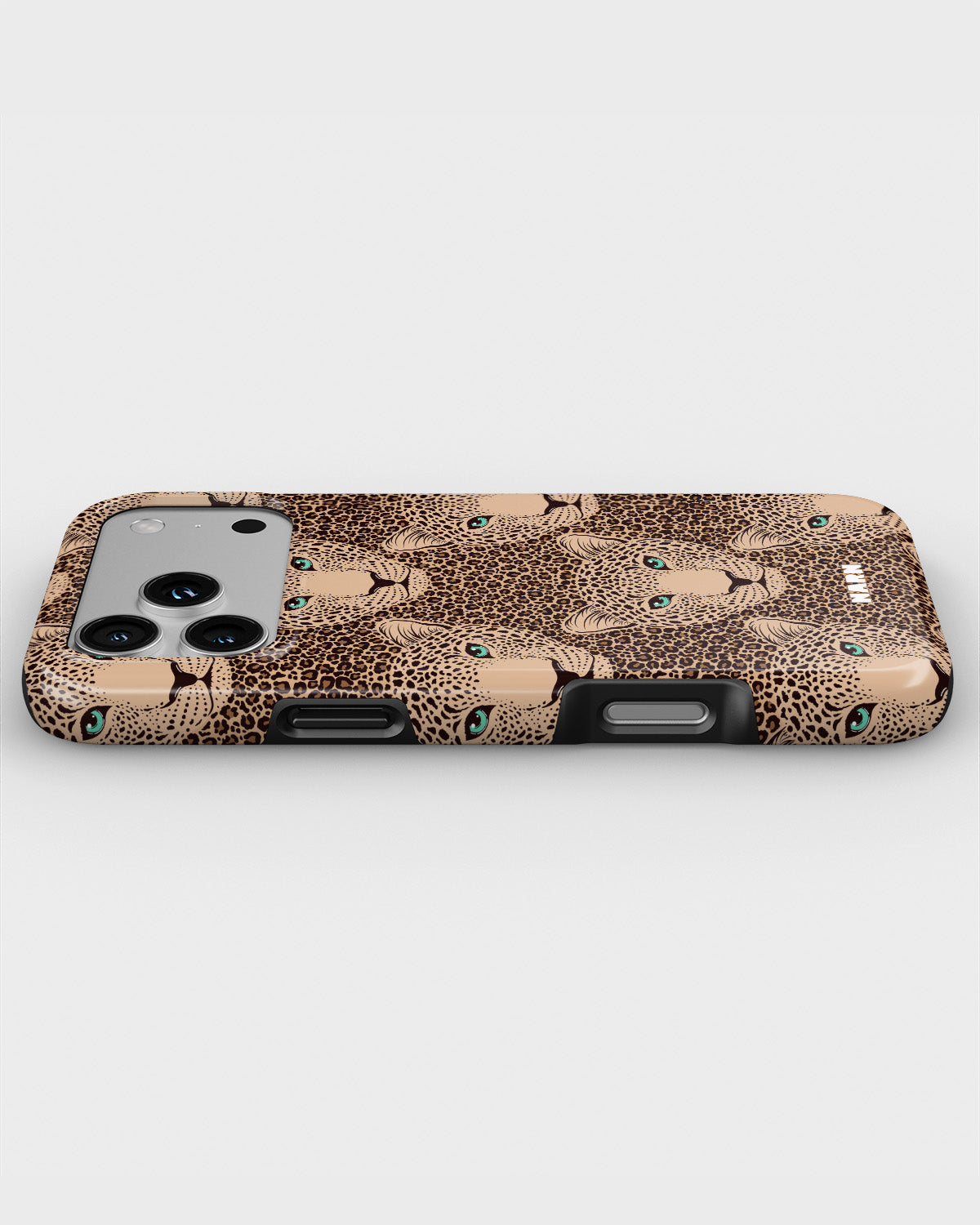 iPhone 18 Pro Tough Case – Leopard Gaze - View 3