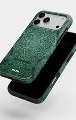 iPhone 18 Pro Tough Case – Retro Forest - View 4
