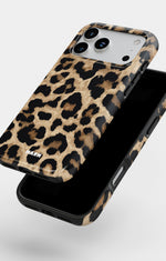 iPhone 18 Pro Tough Case – Savanna Noir - View 4