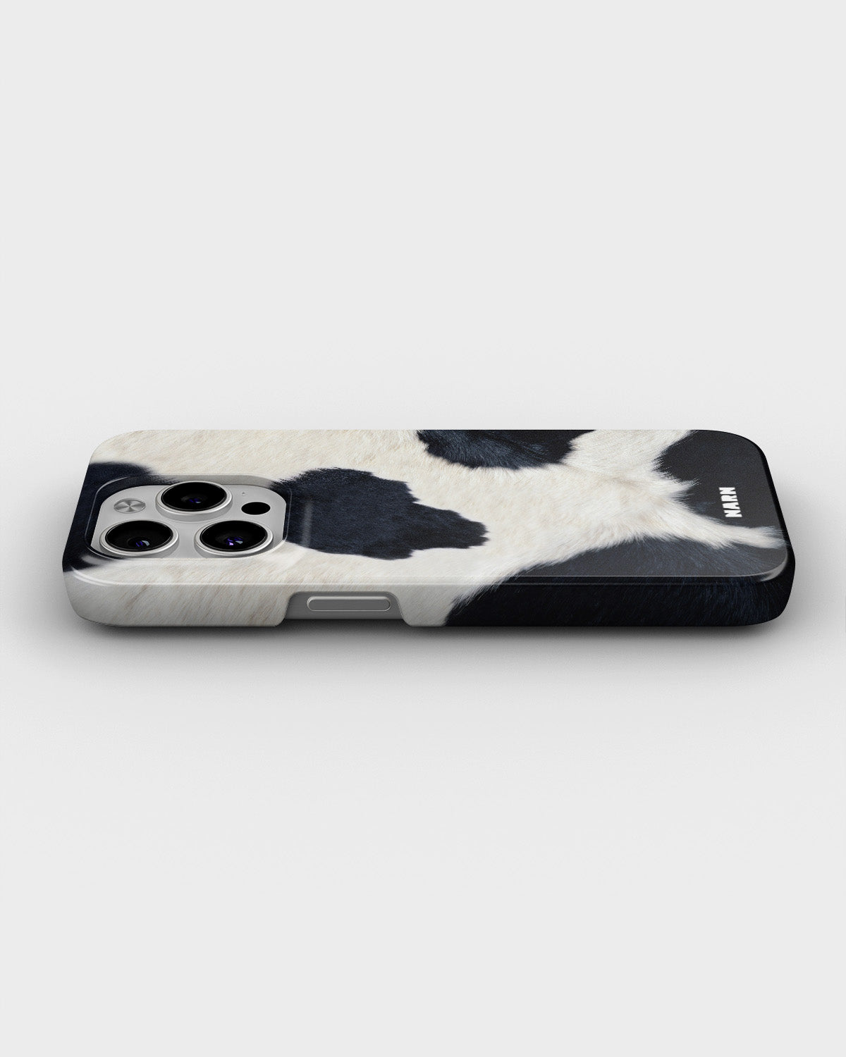 iPhone 15 Pro Slim Case - Cow Skin - View 3