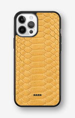 iPhone 12 / iPhone 12 Pro Hard Case – Yellow Snake - View 1