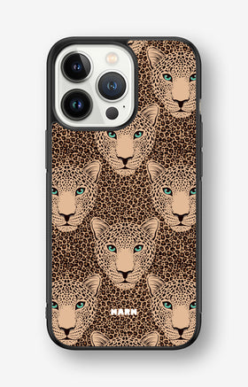 iPhone 13 Pro Hard Case – Leopard Gaze - View 1