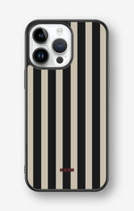 iPhone 14 Pro Max Hard Case – Classique - View 1