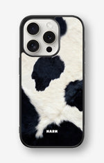 iPhone 15 Pro Hard Case – Cow Skin - View 1