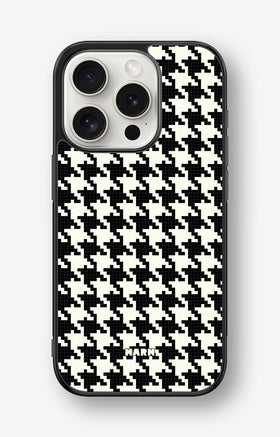 iPhone 15 Pro Hard Case – Houndstooth - View 1