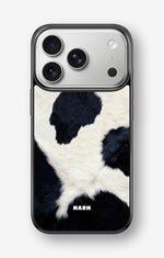 iPhone 17 Pro Max Hard Case – Cow Skin - View 1