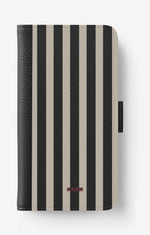 iPhone 17e Wallet Case - Classique - View 1