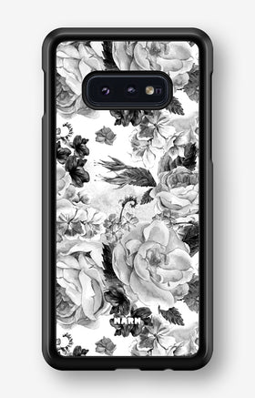 Samsung Galaxy S10e Hard Case – Black & White Bloom - View 1